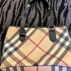 Burberry style tote bag